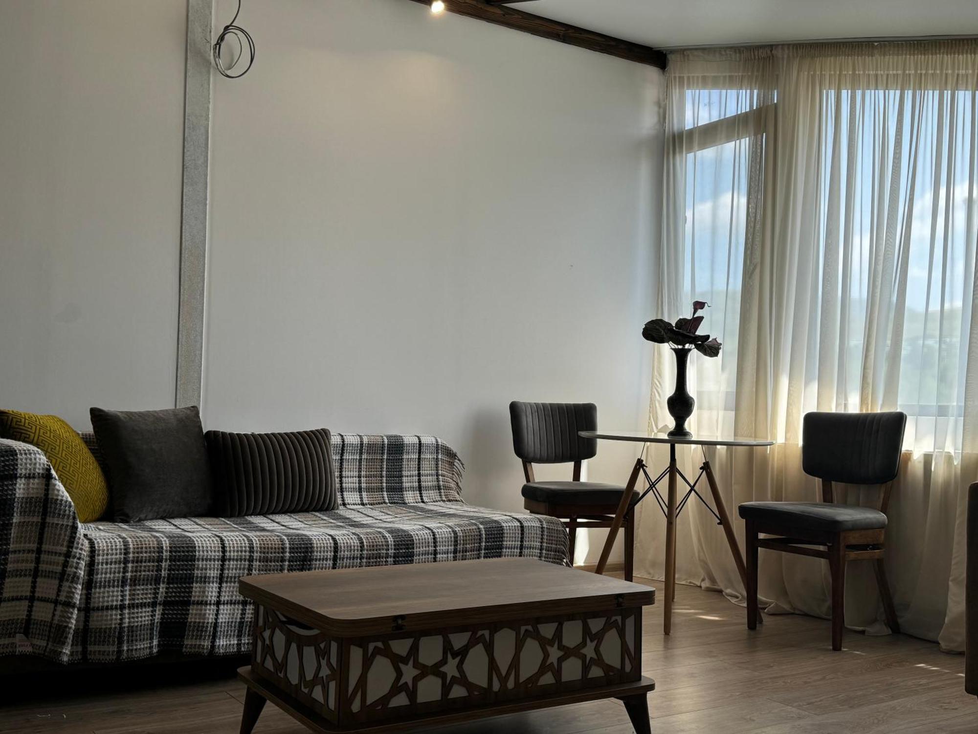 Guest House Elene Gori Exteriér fotografie
