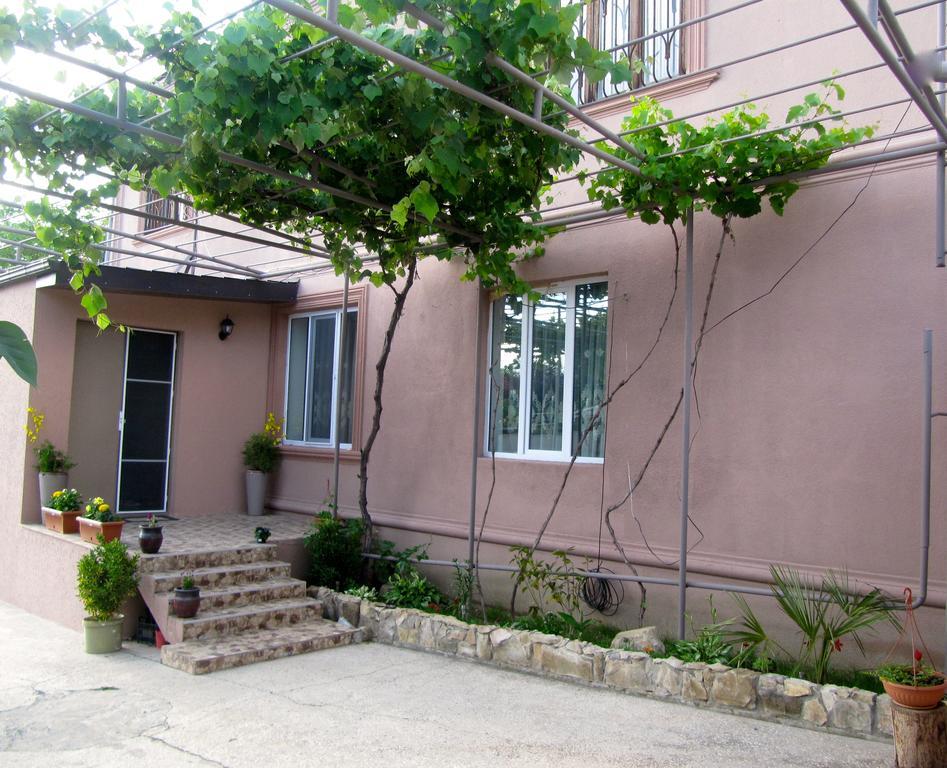 Guest House Elene Gori Exteriér fotografie